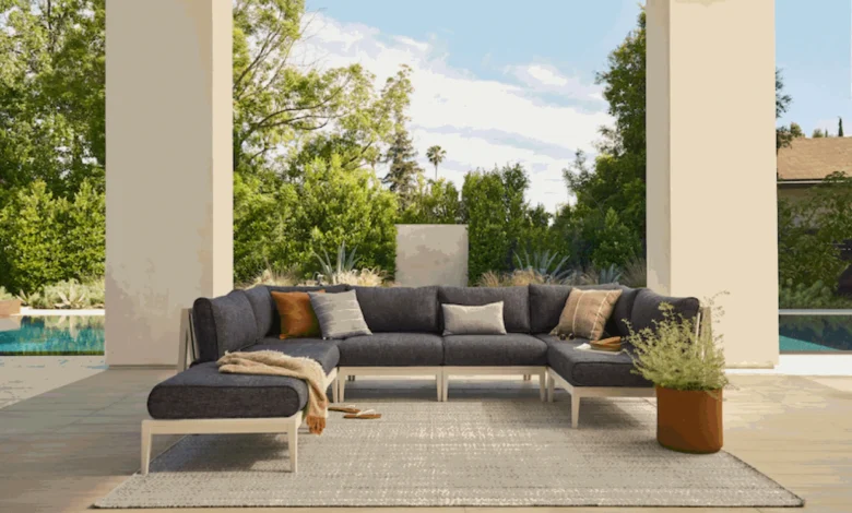 Outdoor Cushion Upholstery in Dubai